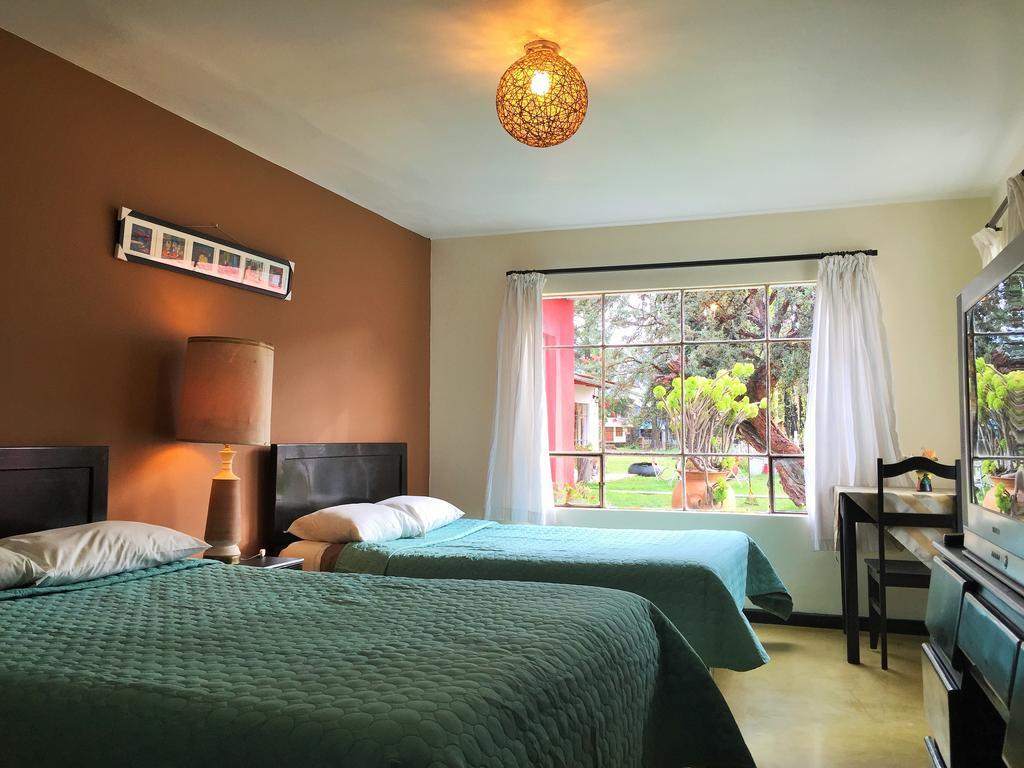 Hotel De Turistas La Villa Sicuani Room photo